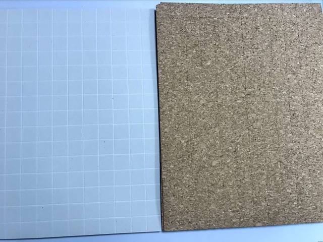 Botones de corcho con pegamento removible