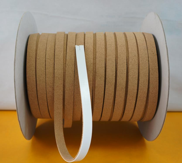 Cuñas de corcho adhesivas